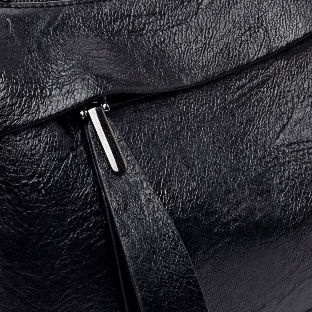 Soft Leather Crossbody With 3 Compartments
